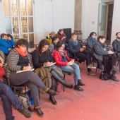 Un momento delle esercitazioni in aula durante il workshop Introduzione alla lettura delle immagini tenuto da FPschool a Trapani